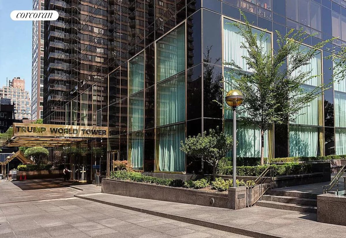Photo for Trump World Tower - 845 United Nations Plaza Condominium in Midtown East, Manhattan