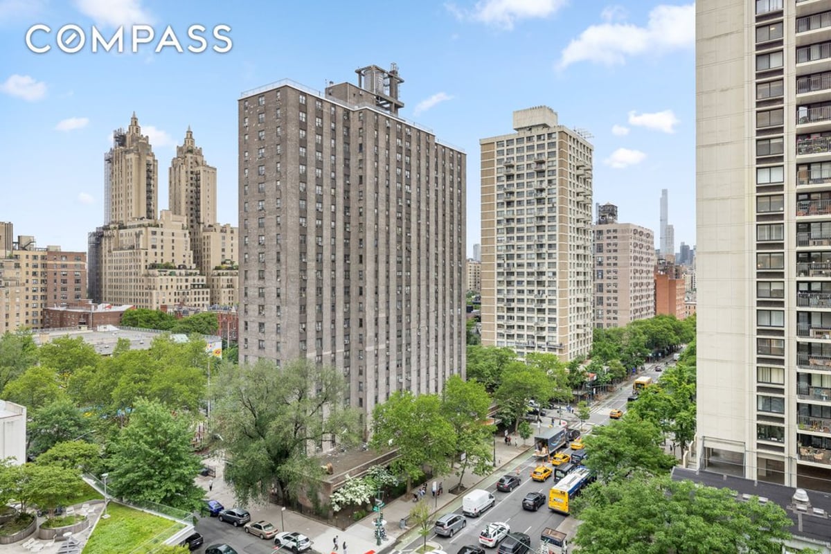 Photo for 100 West - 100 West 93rd Street Condominium in Upper West Side, Manhattan
