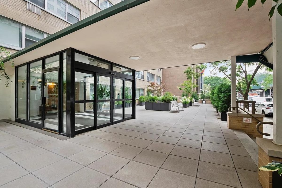 Photo for 333 East 46th Street - 333 East 46th Street Cooperative in Midtown East, Manhattan