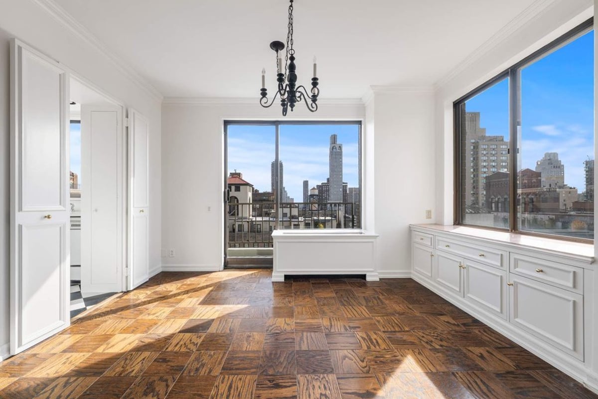 Photo for Park Regis - 50 East 89th Street Cooperative in Carnegie Hill, Manhattan