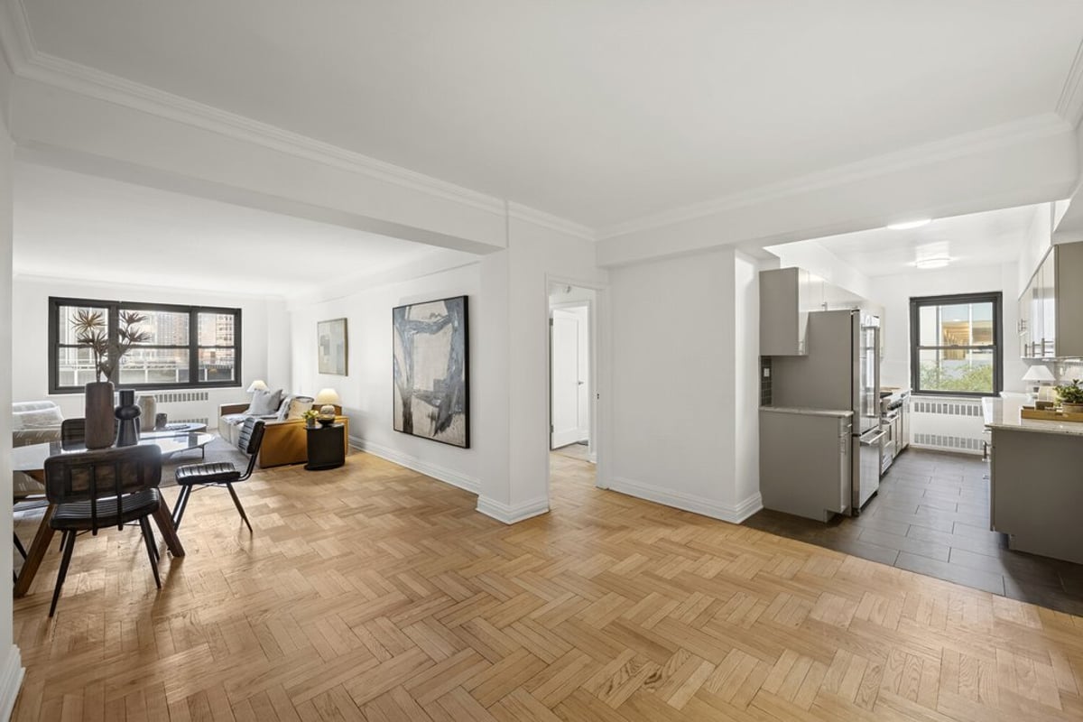 Photo for Lex 54 - 135 East 54th Street Condominium in Midtown East, Manhattan