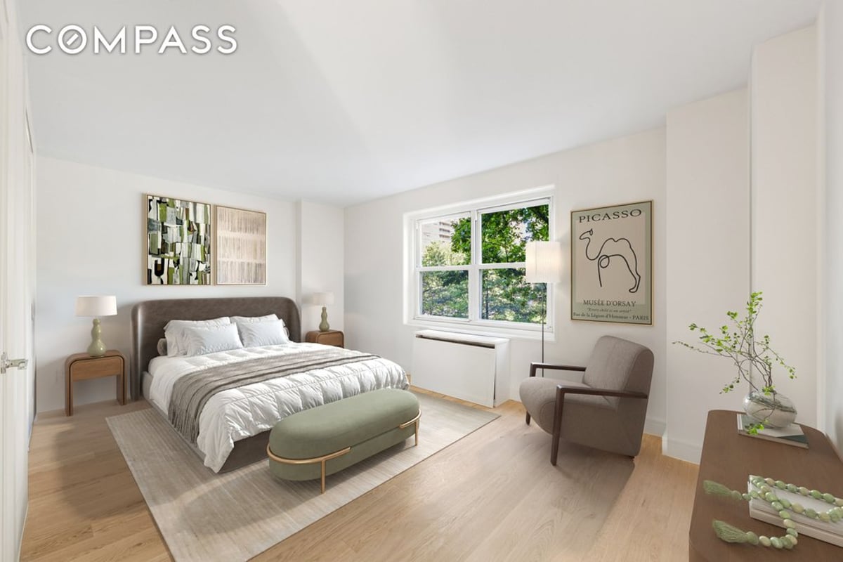 Photo for Lincoln Towers - 150 West End Avenue Condominium in Upper West Side, Manhattan