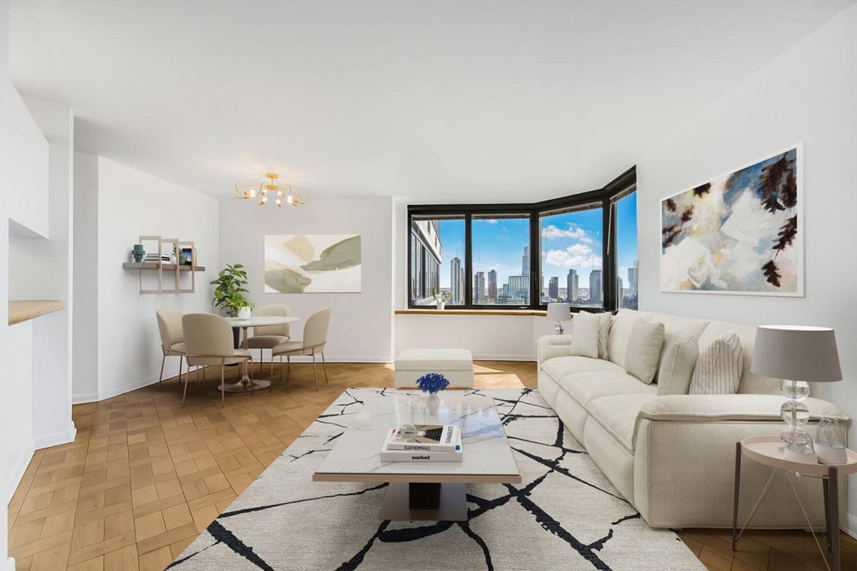 Photo for The Horizon - 415 East 37th Street Condominium in Midtown East, Manhattan