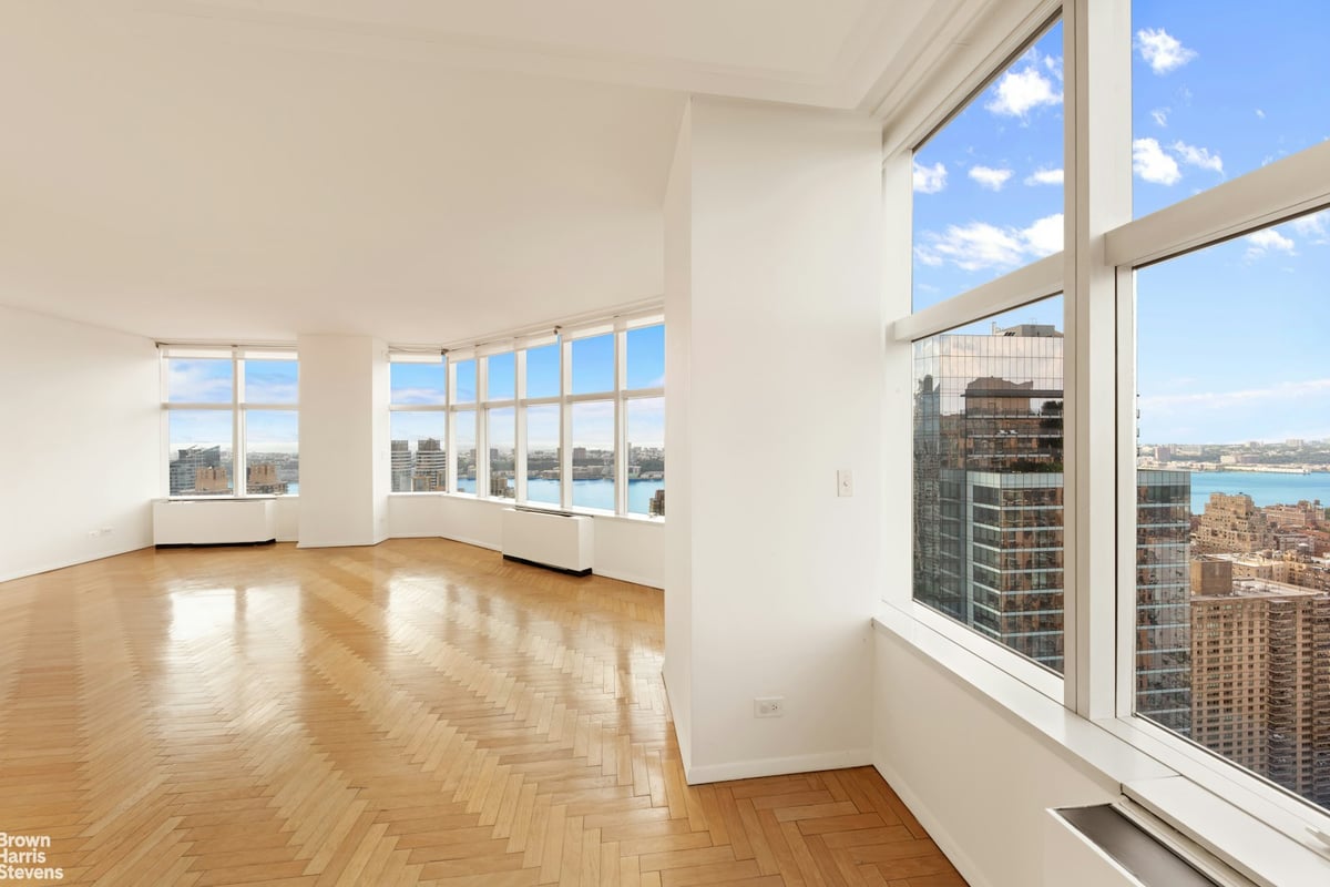 Photo for 3 Lincoln Center - 160 West 66th Street Condominium in Upper West Side, Manhattan