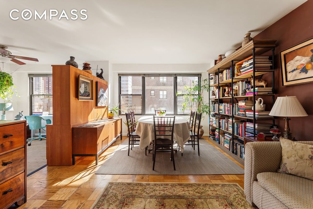 Photo for Trafalgar House - 120 East 90th Street Condominium in Upper East Side, Manhattan