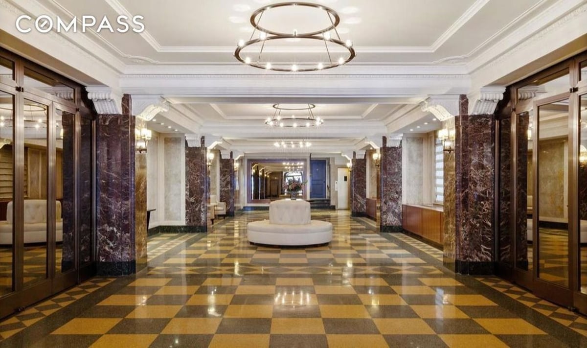 Photo for 845 West End Avenue - 845 West End Avenue Condominium in Upper West Side, Manhattan