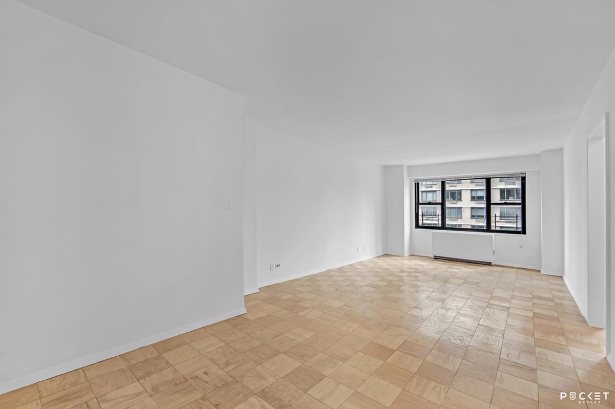 Photo for East Winds Condominium - 345 East 80th Street Condominium in Upper East Side, Manhattan