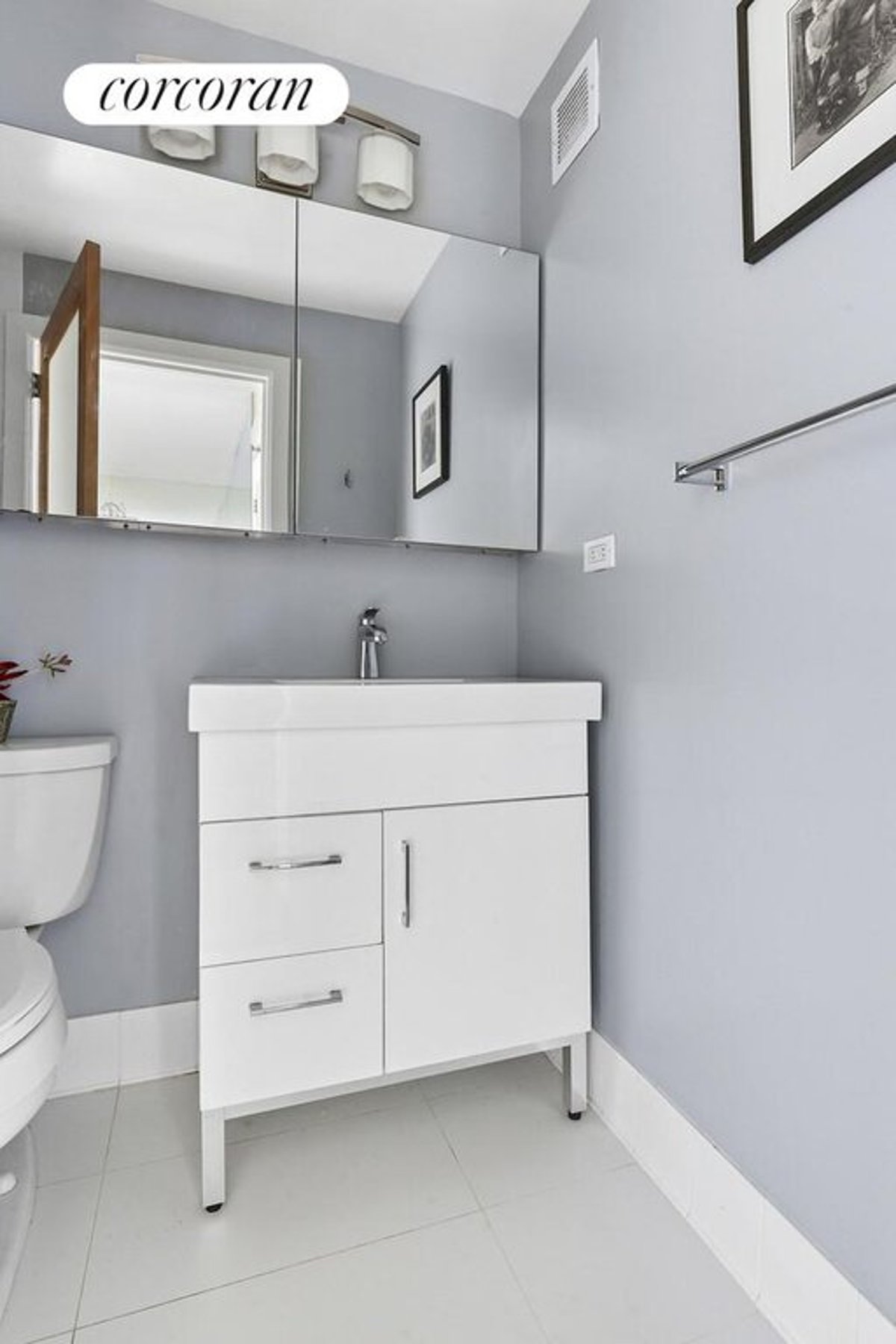 Photo for 445 5th Avenue - 445 5th Avenue Condominium in Murray Hill, Manhattan