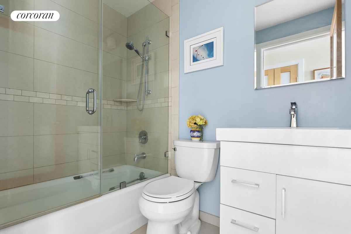 Photo for 445 5th Avenue - 445 5th Avenue Condominium in Murray Hill, Manhattan