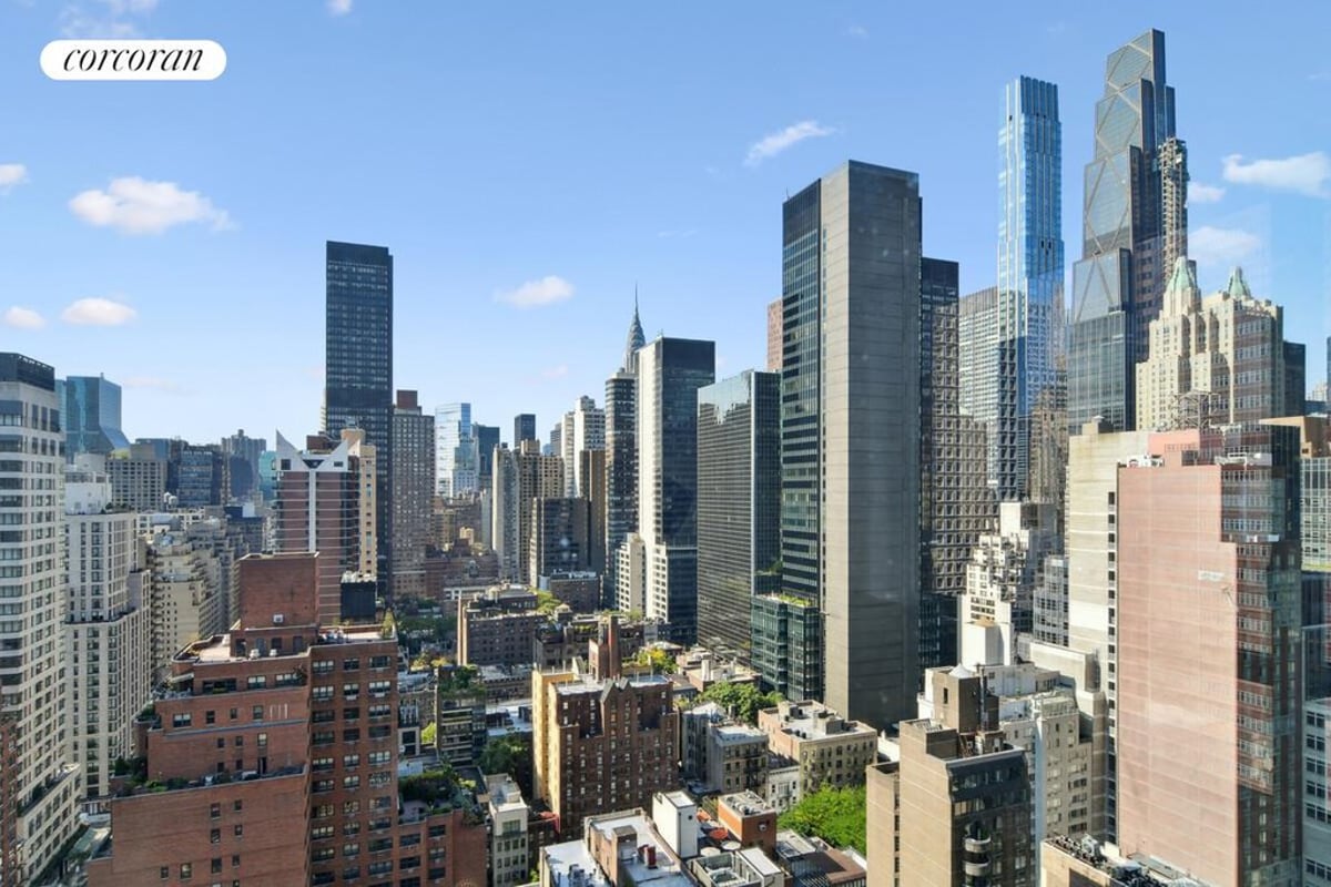 Photo for The Veneto - 250 East 53rd Street Condominium in Midtown East, Manhattan