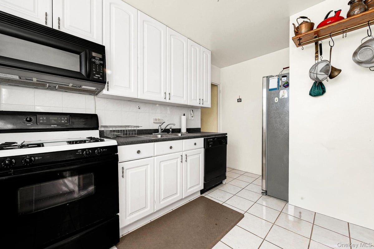 Photo for Gerard Towers - 70-25 Yellowstone Boulevard Cooperative in Forest Hills, Queens