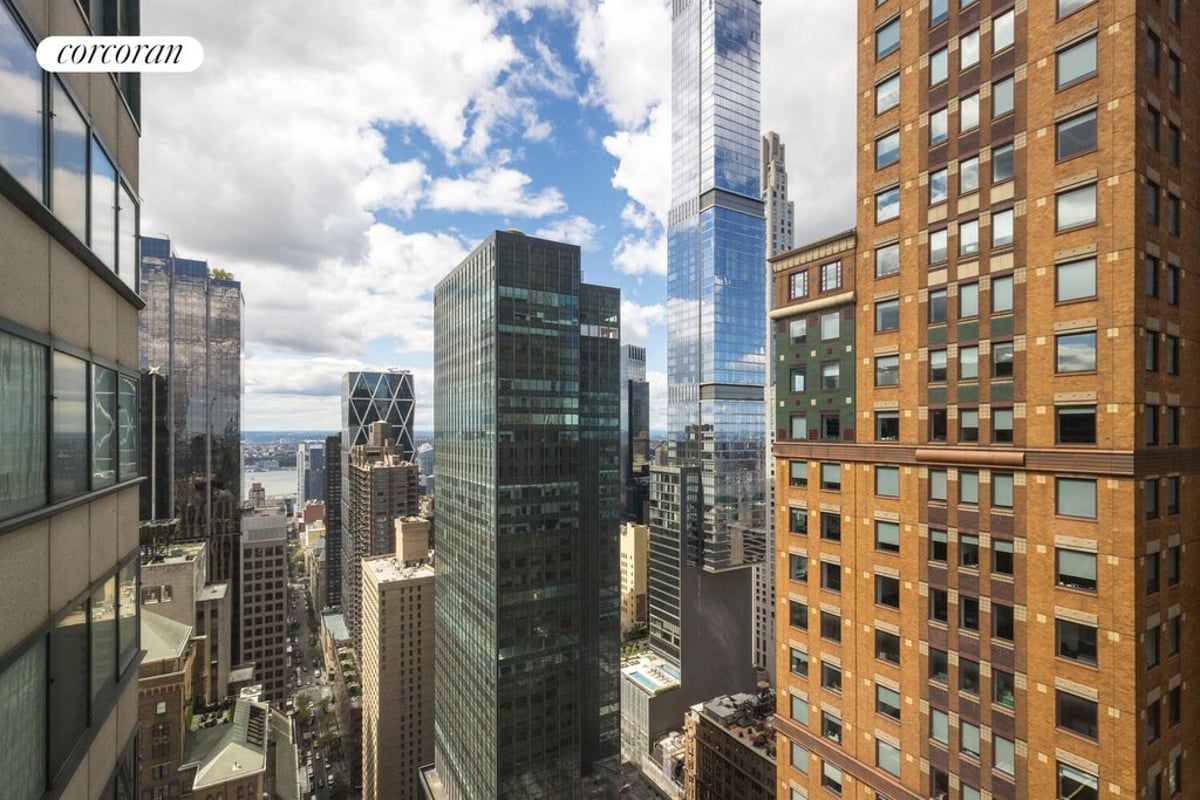Photo for CitySpire - 150 West 56th Street Condominium in Midtown, Manhattan