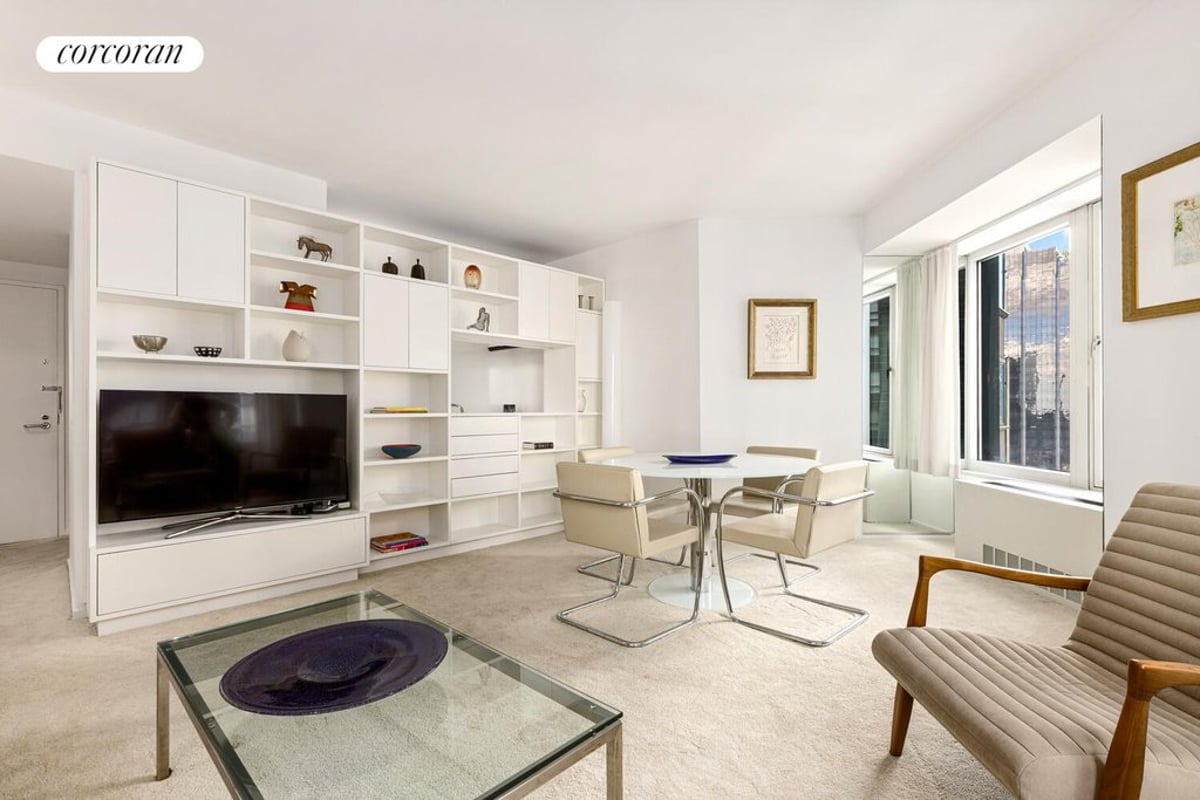 Photo for CitySpire - 150 West 56th Street Condominium in Midtown, Manhattan