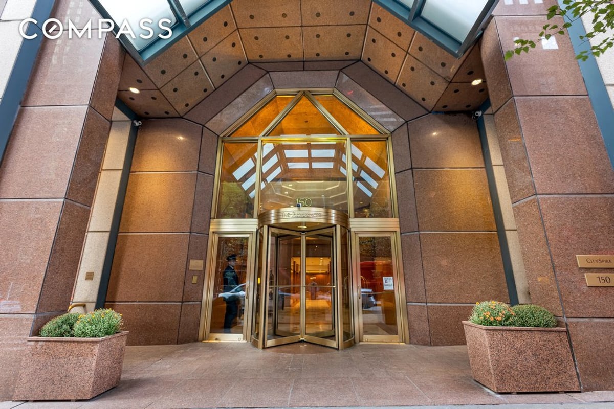 Photo for CitySpire - 150 West 56th Street Condominium in Midtown, Manhattan