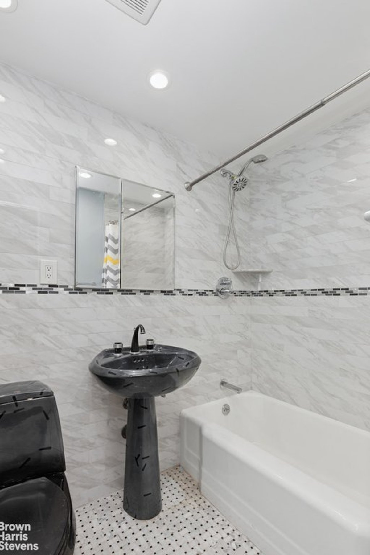 Photo for The Hamilton - 305 East 40th Street Cooperative in Turtle Bay, Manhattan