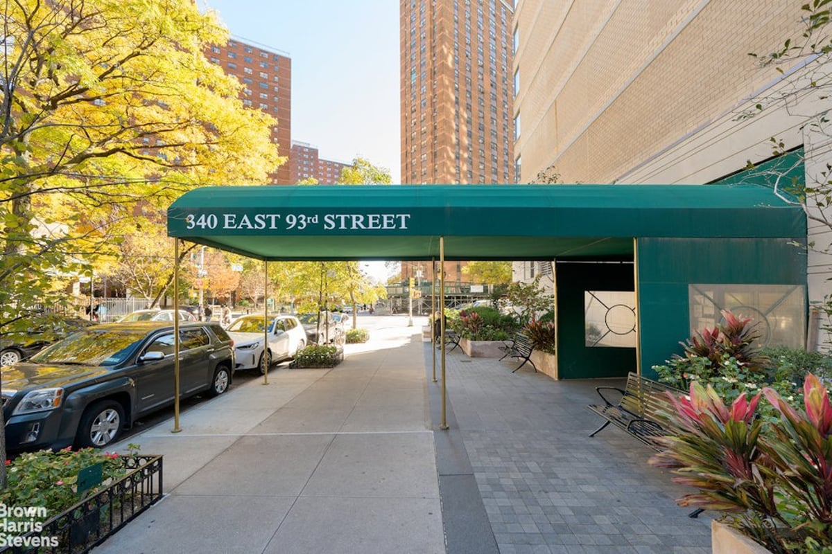 Photo for Plymouth Tower - 340 East 93rd Street Cooperative in Upper East Side, Manhattan