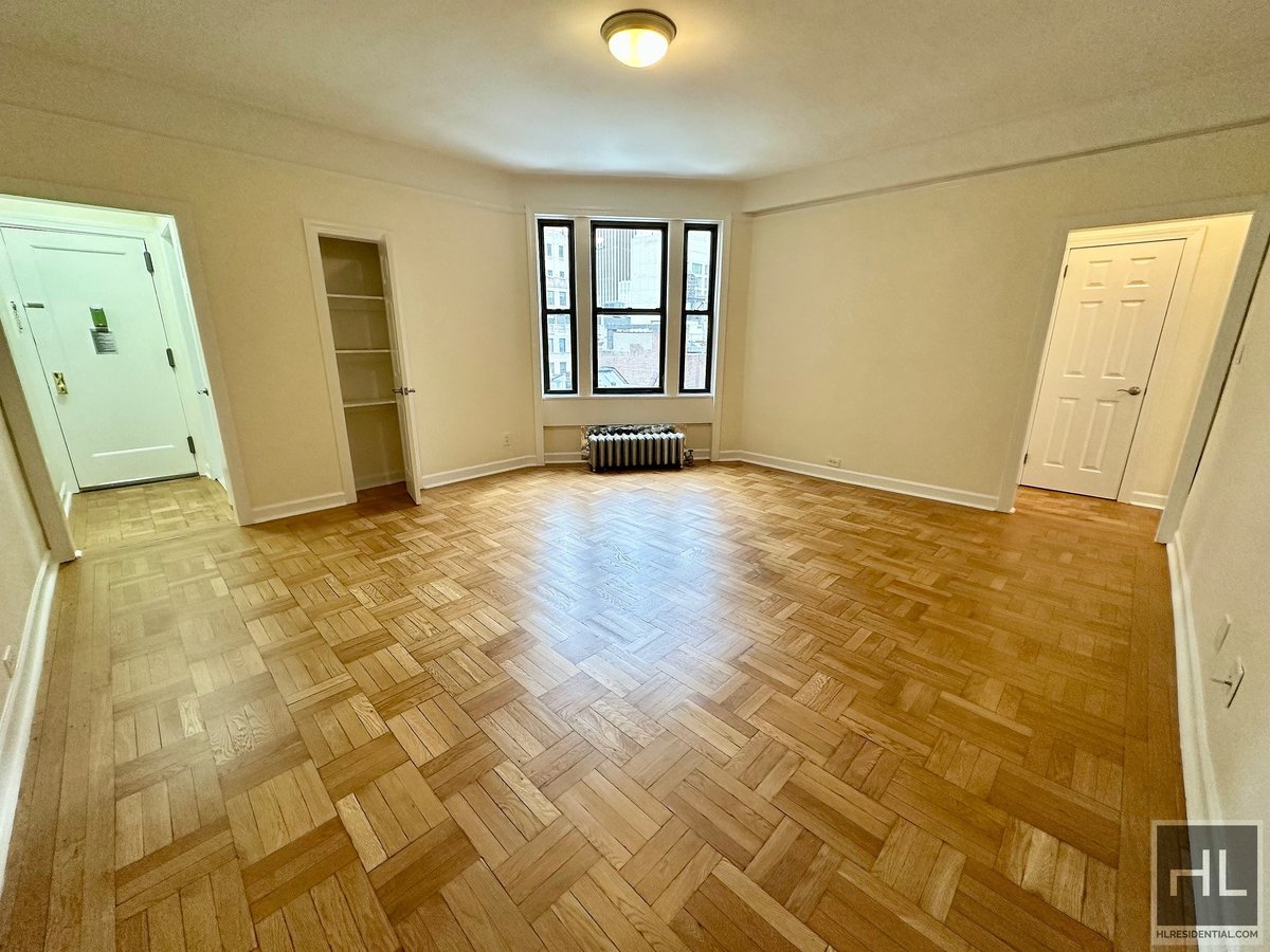 Photo for 51 West 55th Street - 51 West 55th Street Rental Building in Midtown, Manhattan