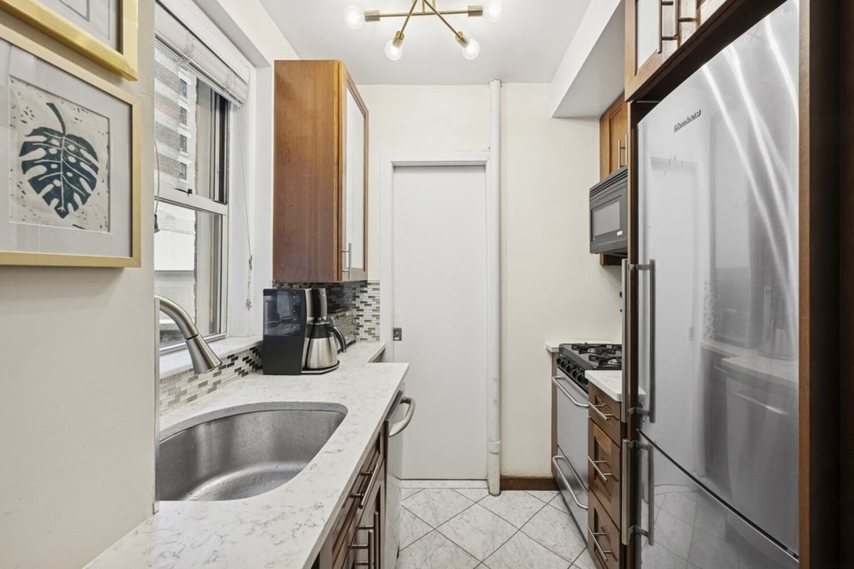 Photo for The Manor - 333 East 43rd Street Cooperative in Turtle Bay, Manhattan