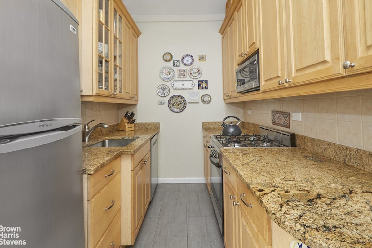 Photo for The Beekman Hill House - 425 East 51St Street Cooperative in Midtown East, Manhattan