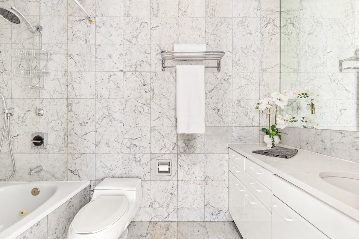 Photo for Metropolitan Tower - 146 West 57th Street Condominium in Midtown, Manhattan