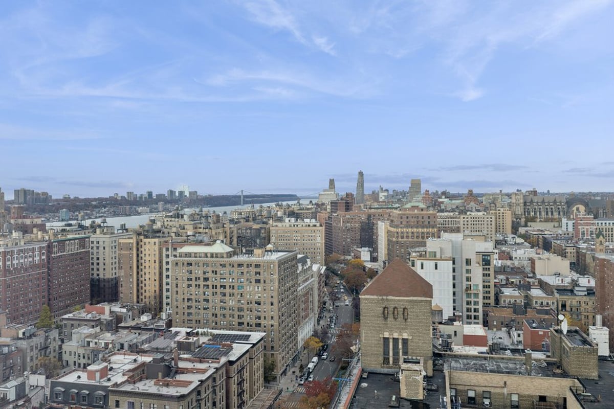 Photo for Ariel East - 2628 Broadway Condominium in Upper West Side, Manhattan