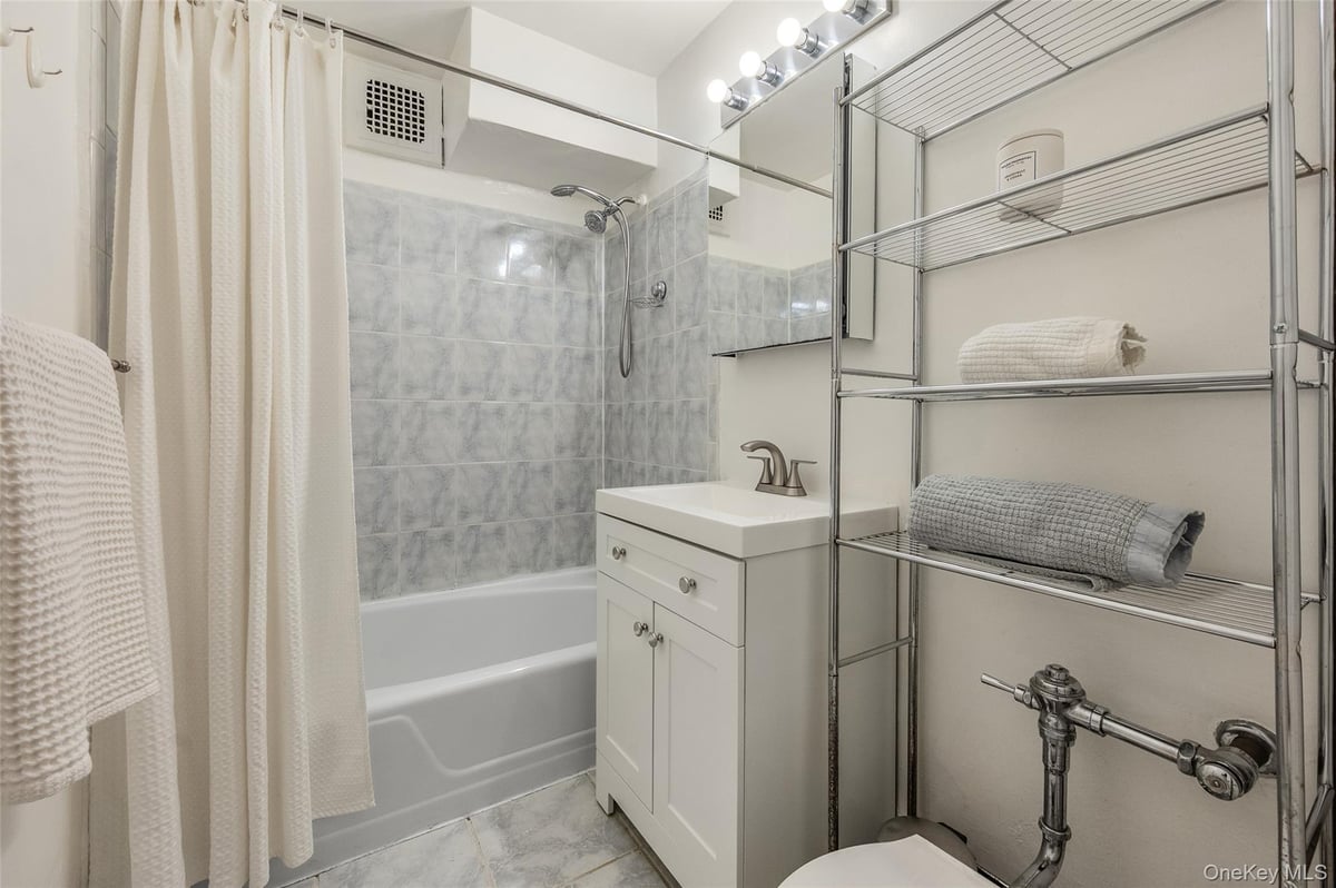 Photo for 415 Argyle Road - 415 Argyle Road Cooperative in Ditmas Park, Brooklyn