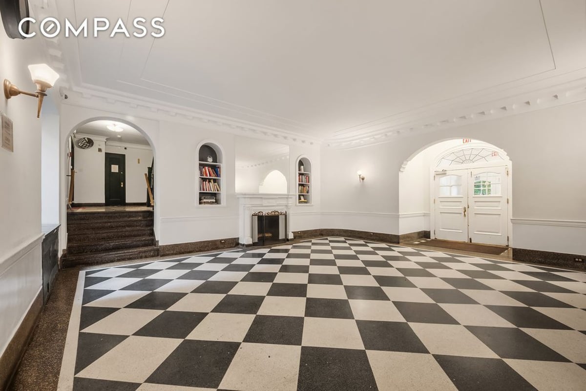 Photo for 360 Clinton Avenue - 360 Clinton Avenue Cooperative in Clinton Hill, Brooklyn