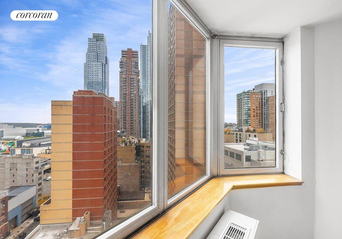 Photo for The Strand - 500 West 43rd Street Condominium in Midtown West, Manhattan