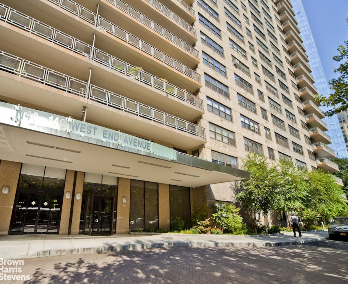 Photo for Lincoln Towers - 140 West End Avenue Condominium in Upper West Side, Manhattan