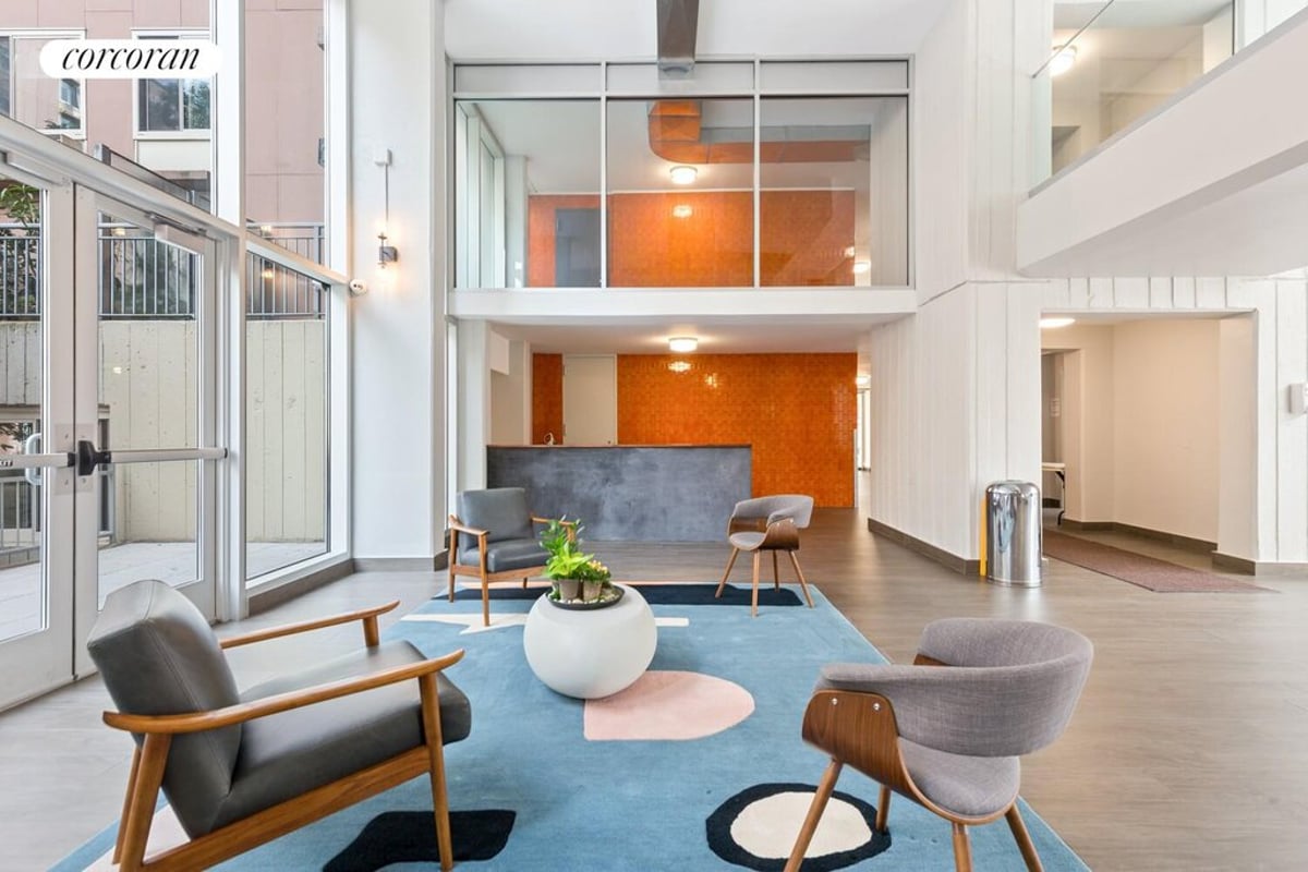 Photo for Island House - 555 Main Street Condominium in Roosevelt Island, Manhattan