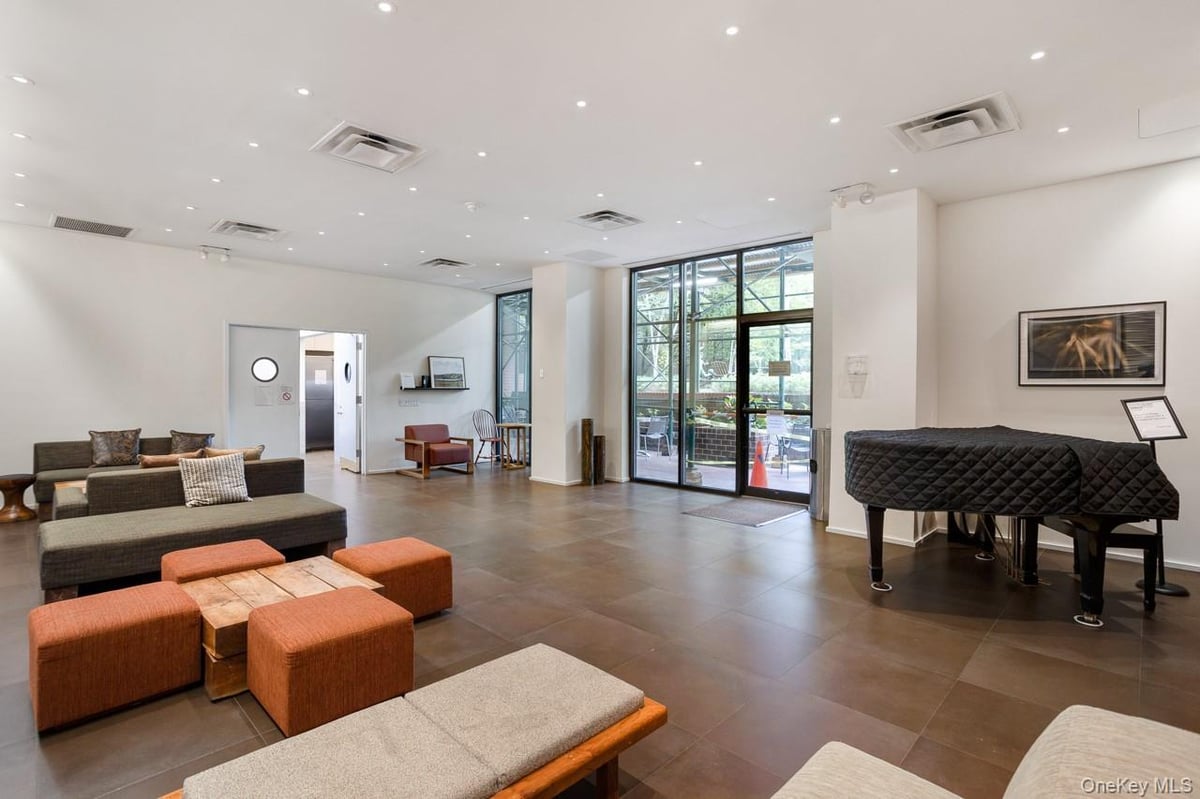 Photo for 515 East 72 - 515 East 72nd Street Condominium in Upper East Side, Manhattan