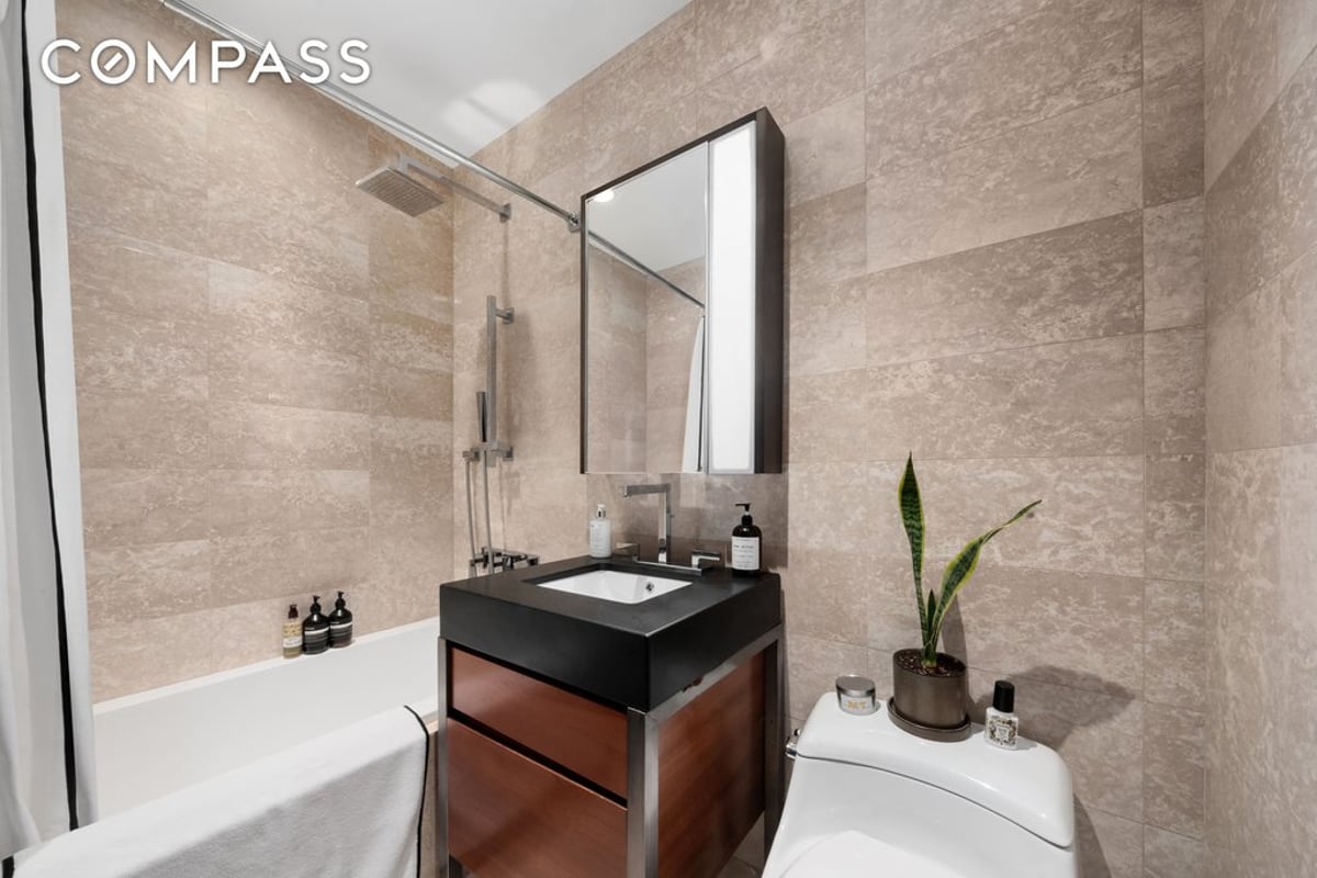 Photo for 75 Wall Street - 75 Wall Street Condominium in Financial District, Manhattan