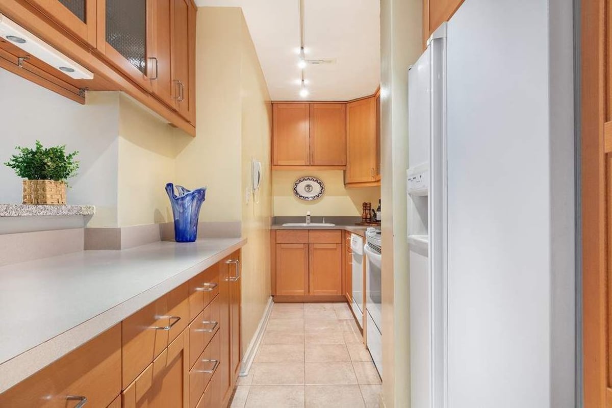 Photo for Lincoln Terrace - 165 West 66th Street Cooperative in Lincoln Square, Manhattan