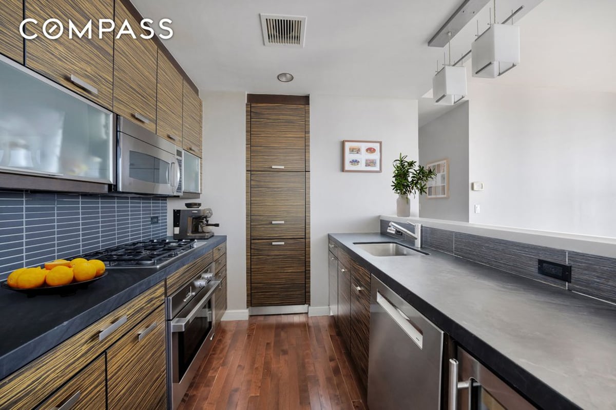 Photo for Chelsea Stratus - 101 West 24th Street Condominium in Chelsea, Manhattan