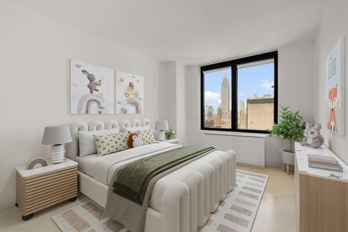 Photo for The Corinthian - 330 East 38th Street Condominium in Murray Hill, Manhattan