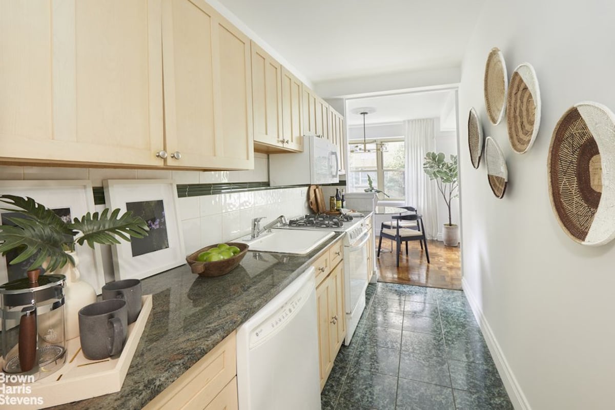 Photo for The Sutton House - 415 East 52nd Street Cooperative in Midtown East, Manhattan