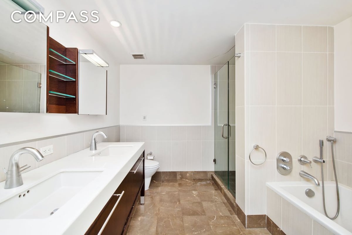 Photo for The Charleston - 225 East 34th Street Condominium in Murray Hill, Manhattan