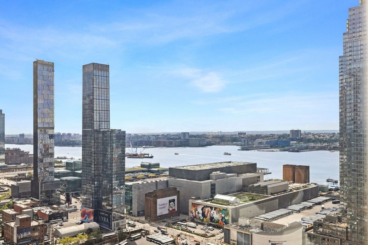 Photo for The Strand - 500 West 43rd Street Condominium in Midtown West, Manhattan