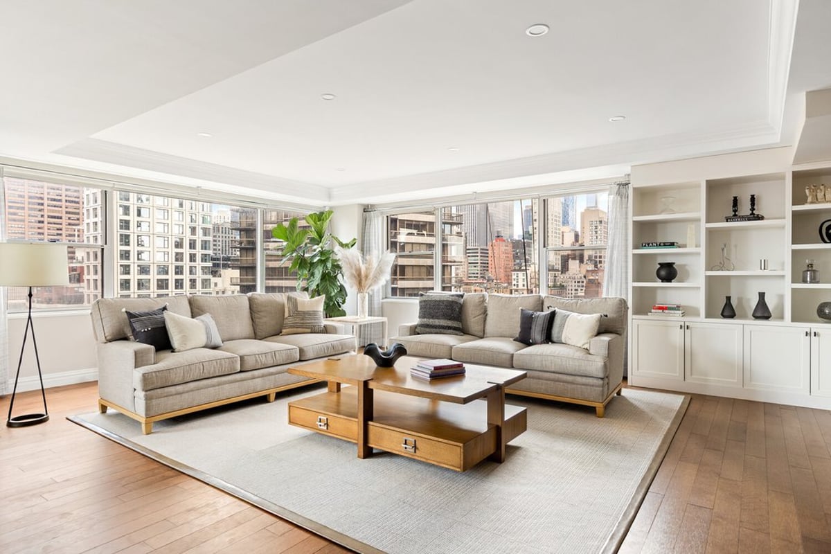 Photo for 201 EAST 62 STREET - 201 East 62nd Street Cooperative in Upper East Side, Manhattan