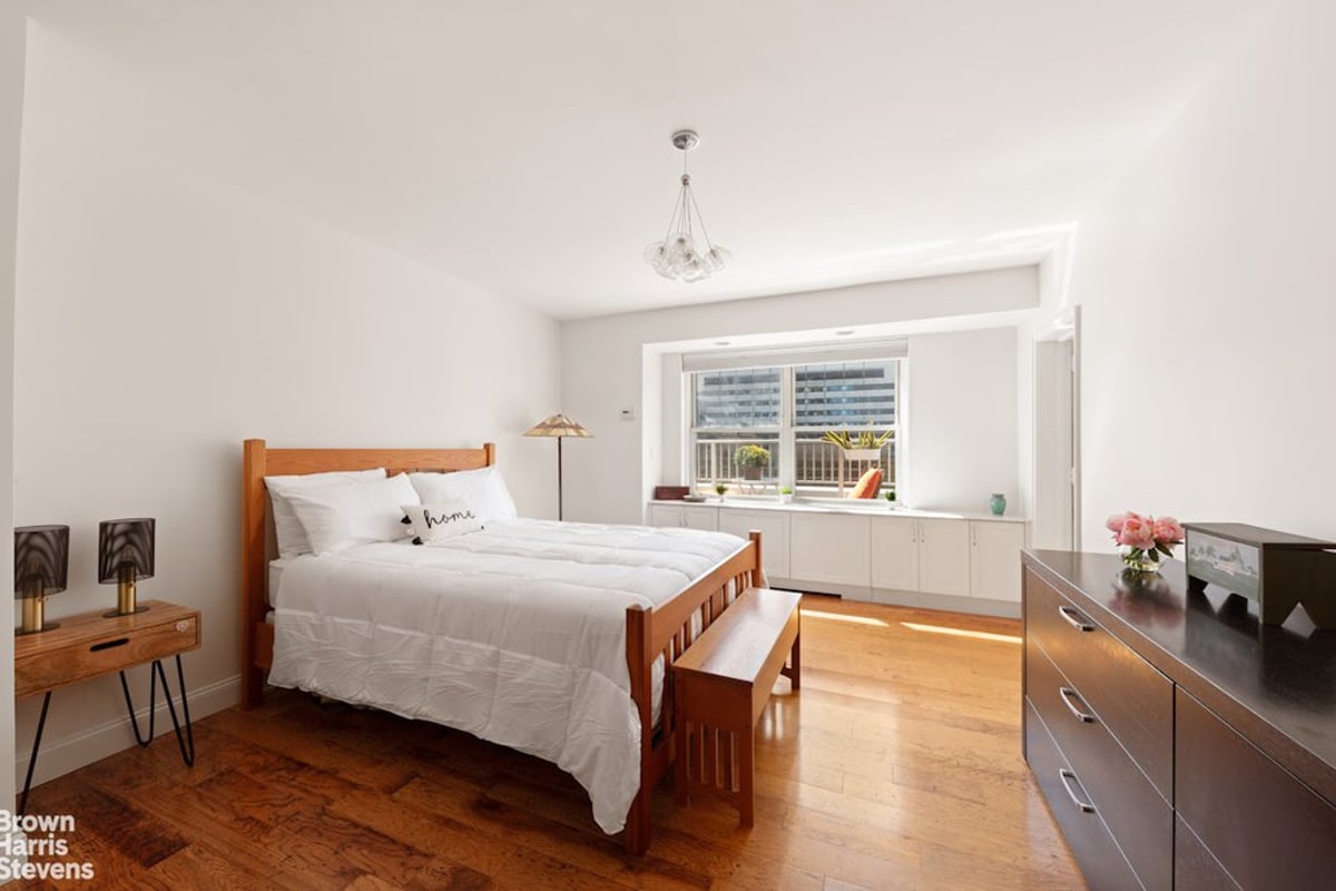 Photo for 420 East 72nd Street - 420 East 72nd Street Cooperative in Upper East Side, Manhattan