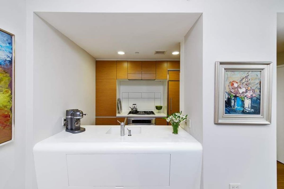 Photo for Riverhouse, One Rockefeller Park - 2 River Terrace Condominium in Battery Park City, Manhattan