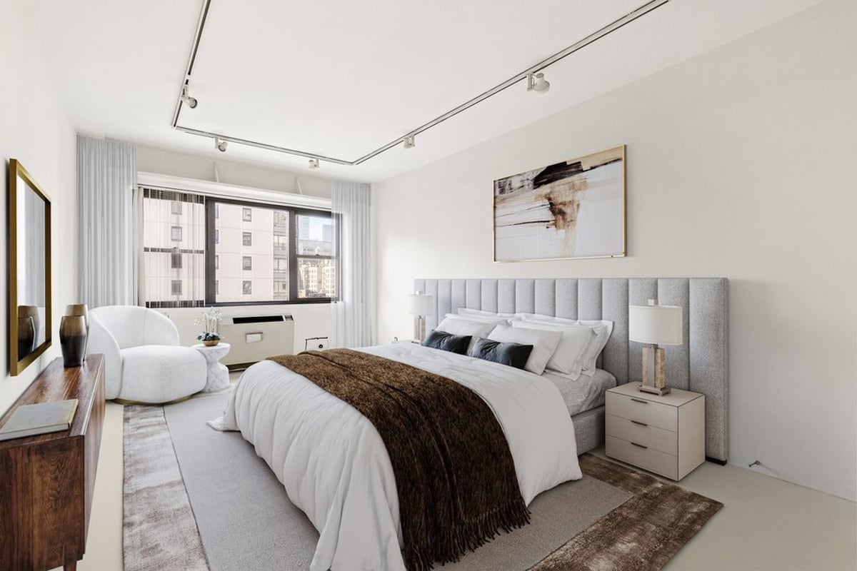 Photo for 165 East 72nd Street - 165 East 72nd Street Cooperative in Upper East Side, Manhattan