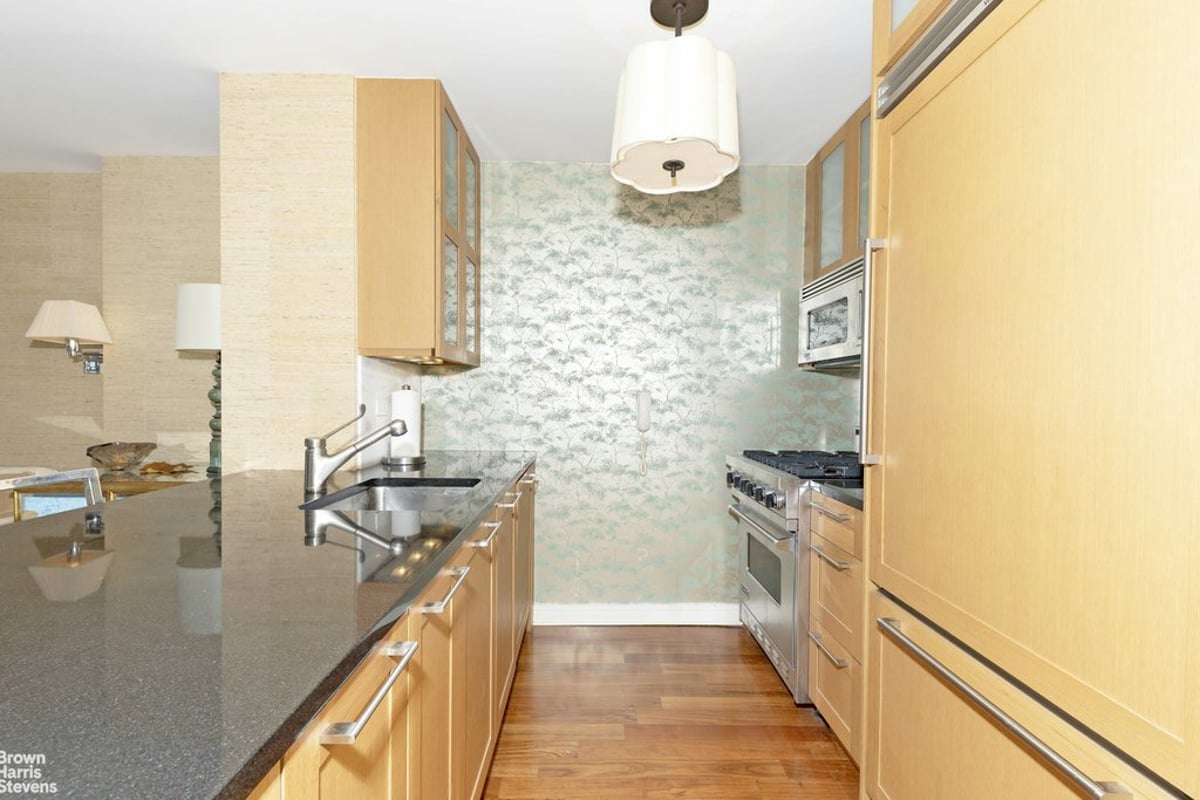 Photo for 200 West End Avenue - 200 West End Avenue Condominium in Upper West Side, Manhattan