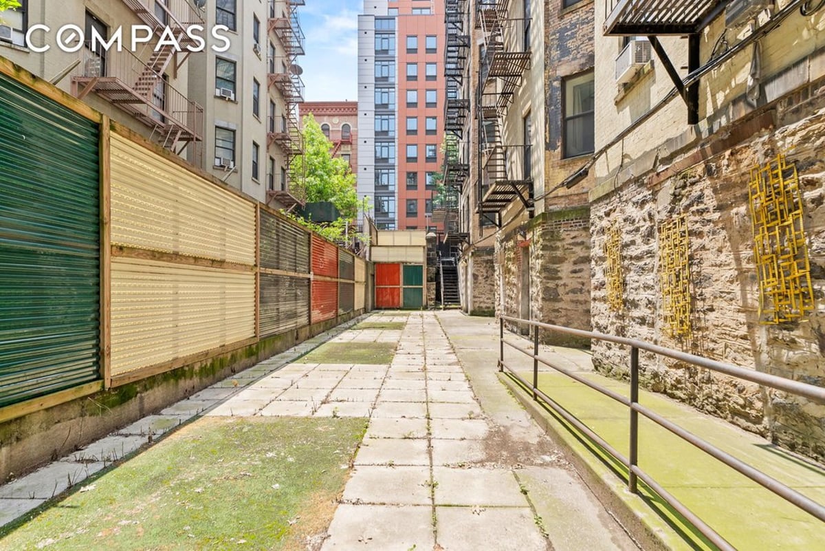 Photo for No. 305 on the Park - 305 West 150th Street Condominium in Harlem, Manhattan