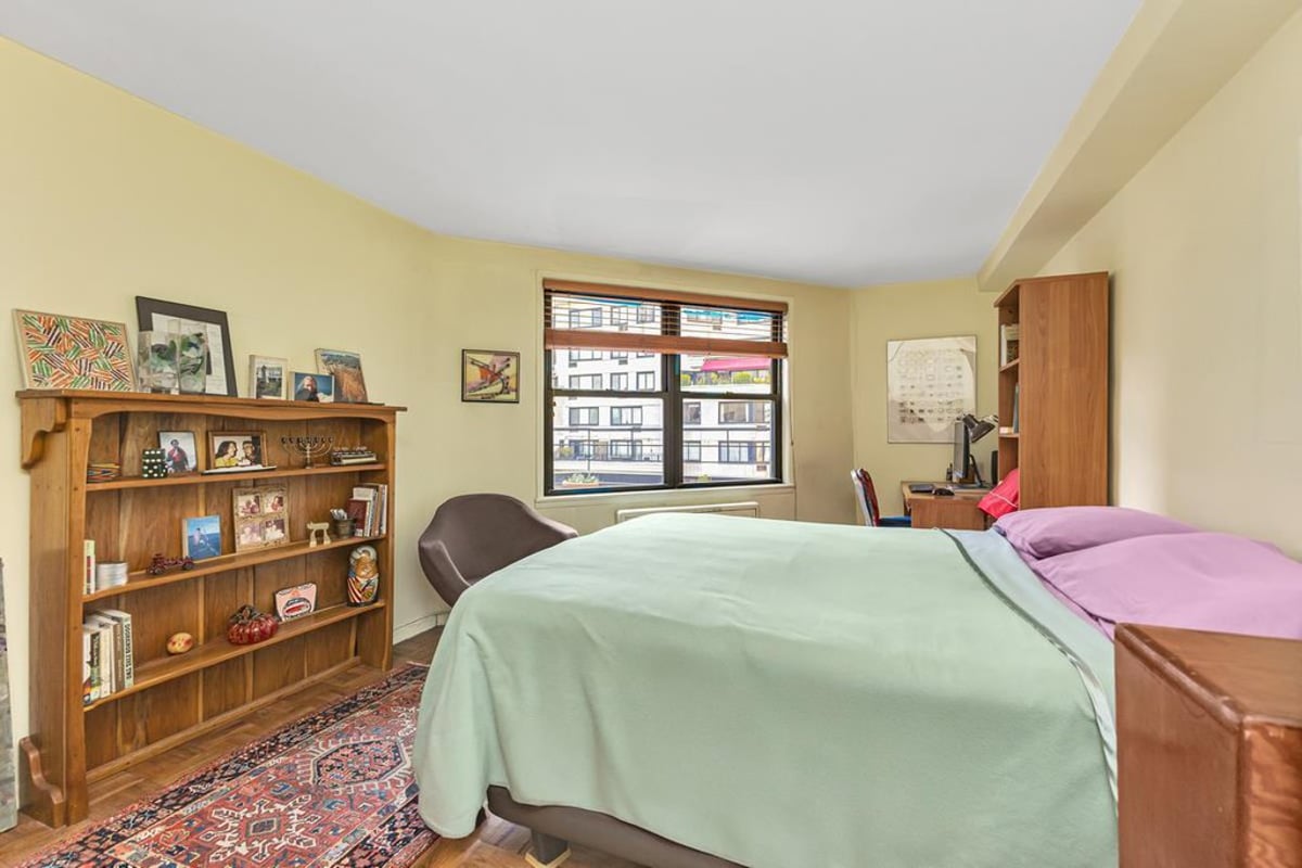 Photo for Marlo Towers - 301 East 48th Street Cooperative in Turtle Bay, Manhattan