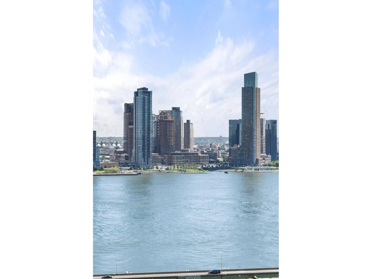 Photo for 2 Tudor City Place - 2 Tudor City Place Cooperative in Turtle Bay, Manhattan