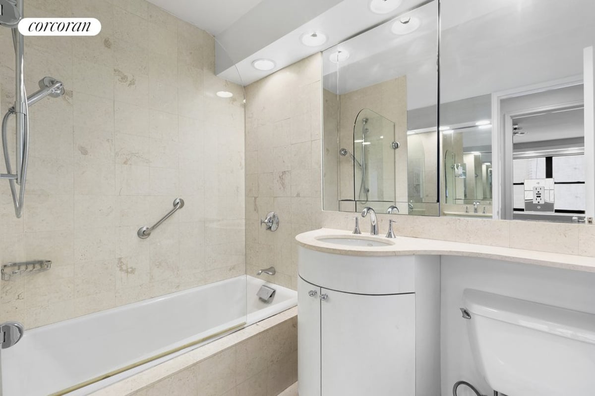 Photo for 200 East 24th Street - 200 East 24th Street Cooperative in Chelsea, Manhattan