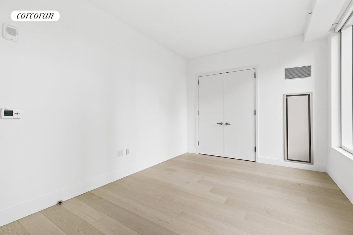 Photo for Eastlight - 501 Third Avenue Condominium in Kips Bay, Manhattan