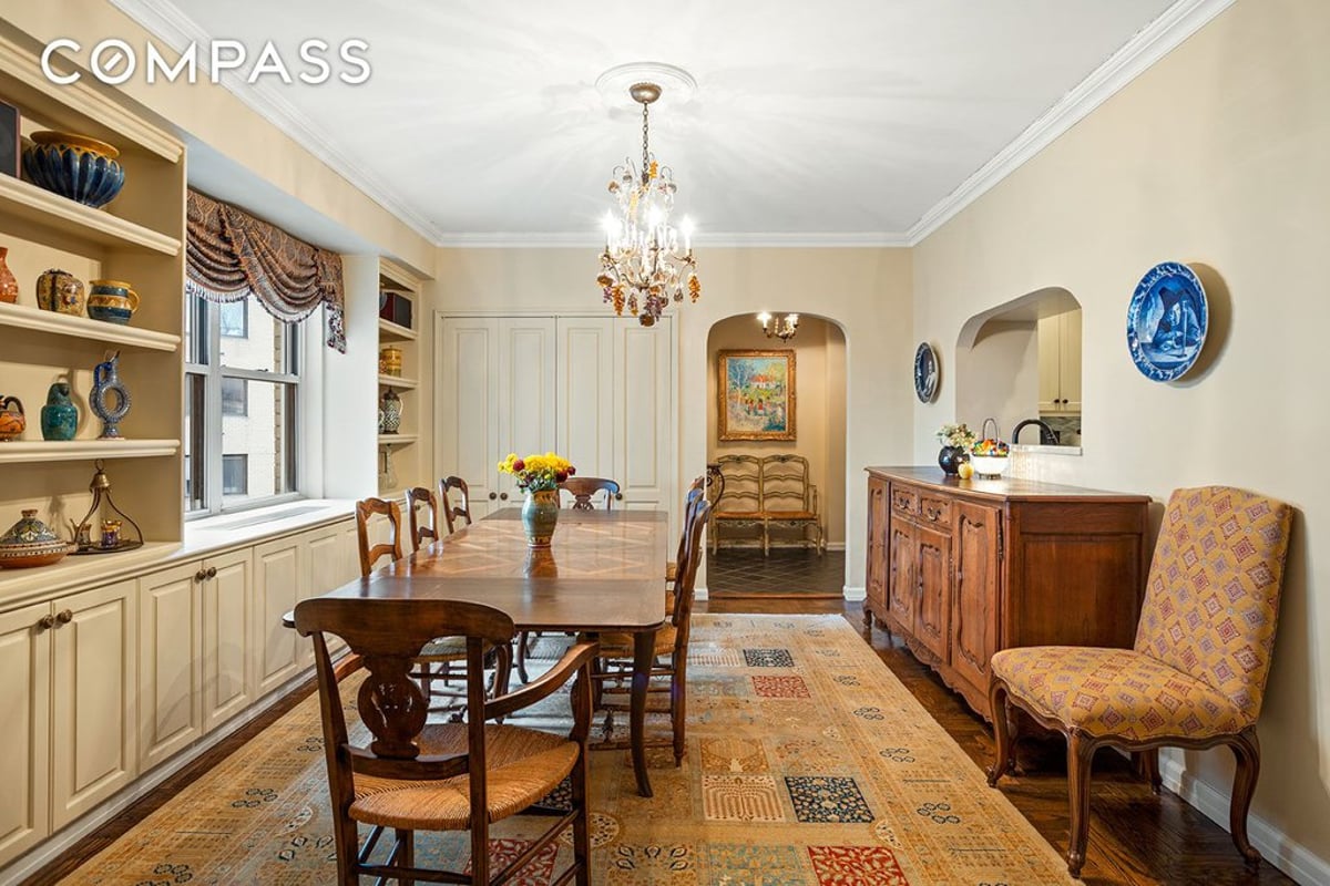 Photo for 200 East End Avenue - 200 East End Avenue Cooperative in Upper East Side, Manhattan