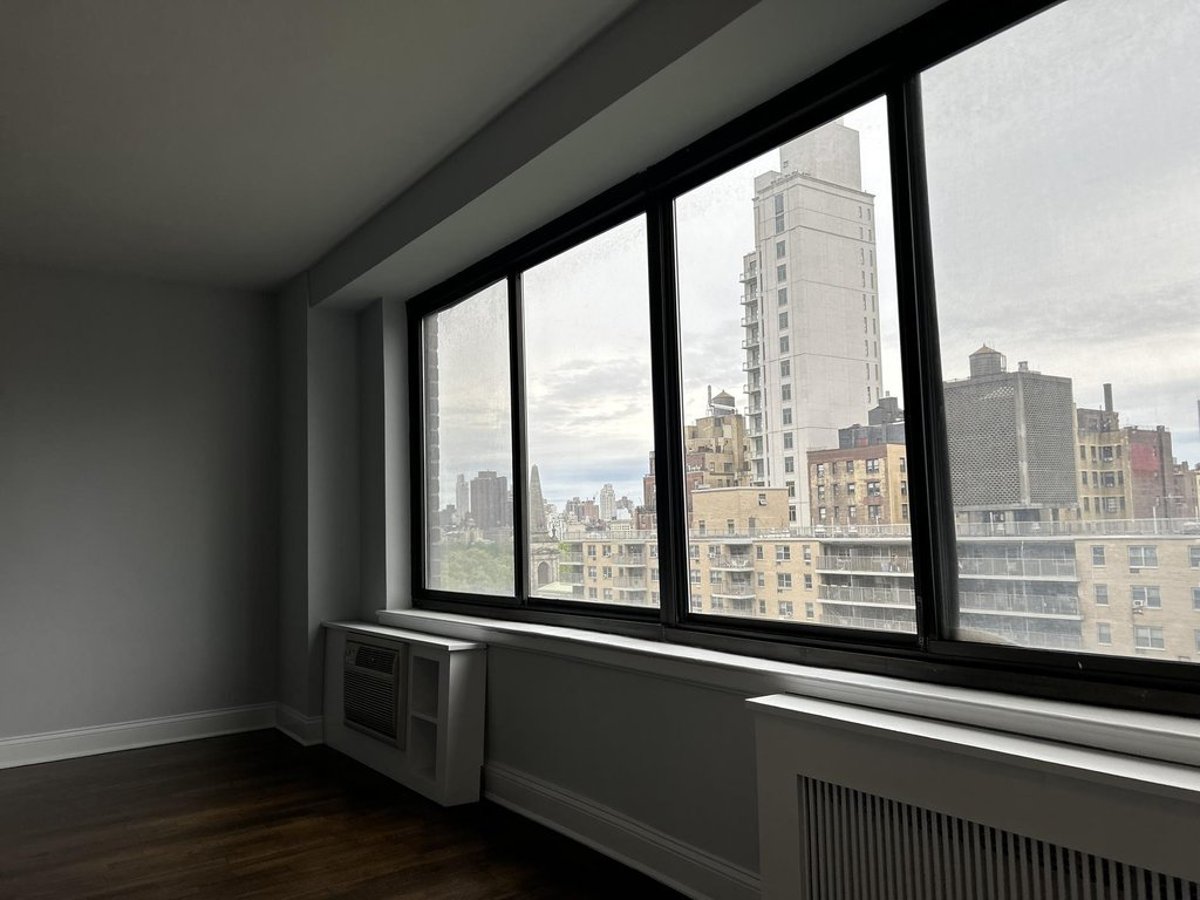 Photo for The Olmsted - 382 Central Park West Condominium in Upper West Side, Manhattan
